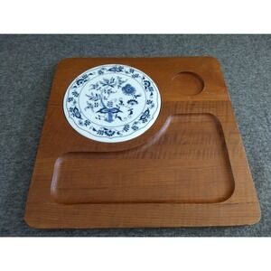 Dolphin Teakwood Cheese‎ Board w/ Blue Onion Blue Danube Round Ceramic Tile Vtg